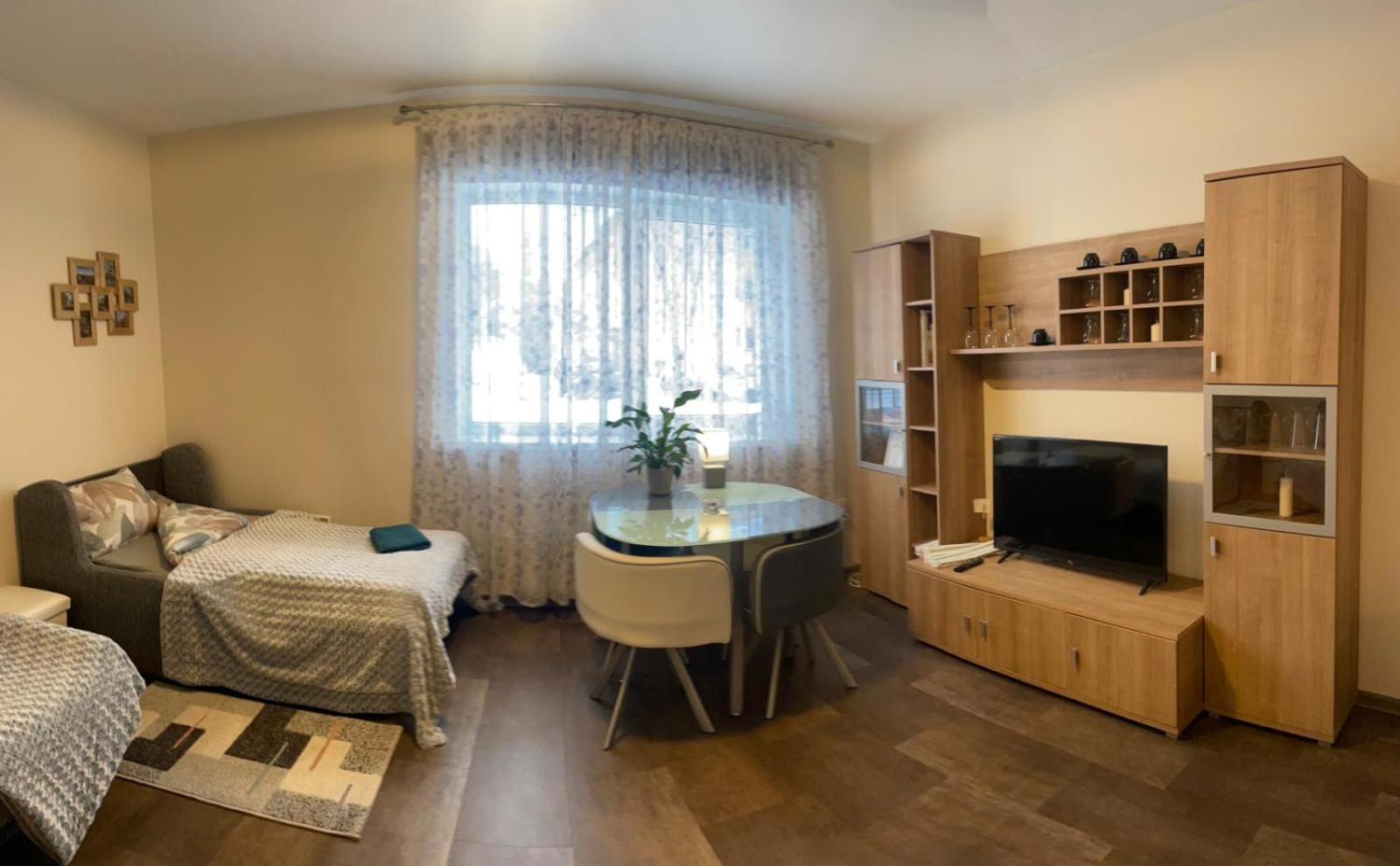 Studio Apartamenti Цесис Экстерьер фото